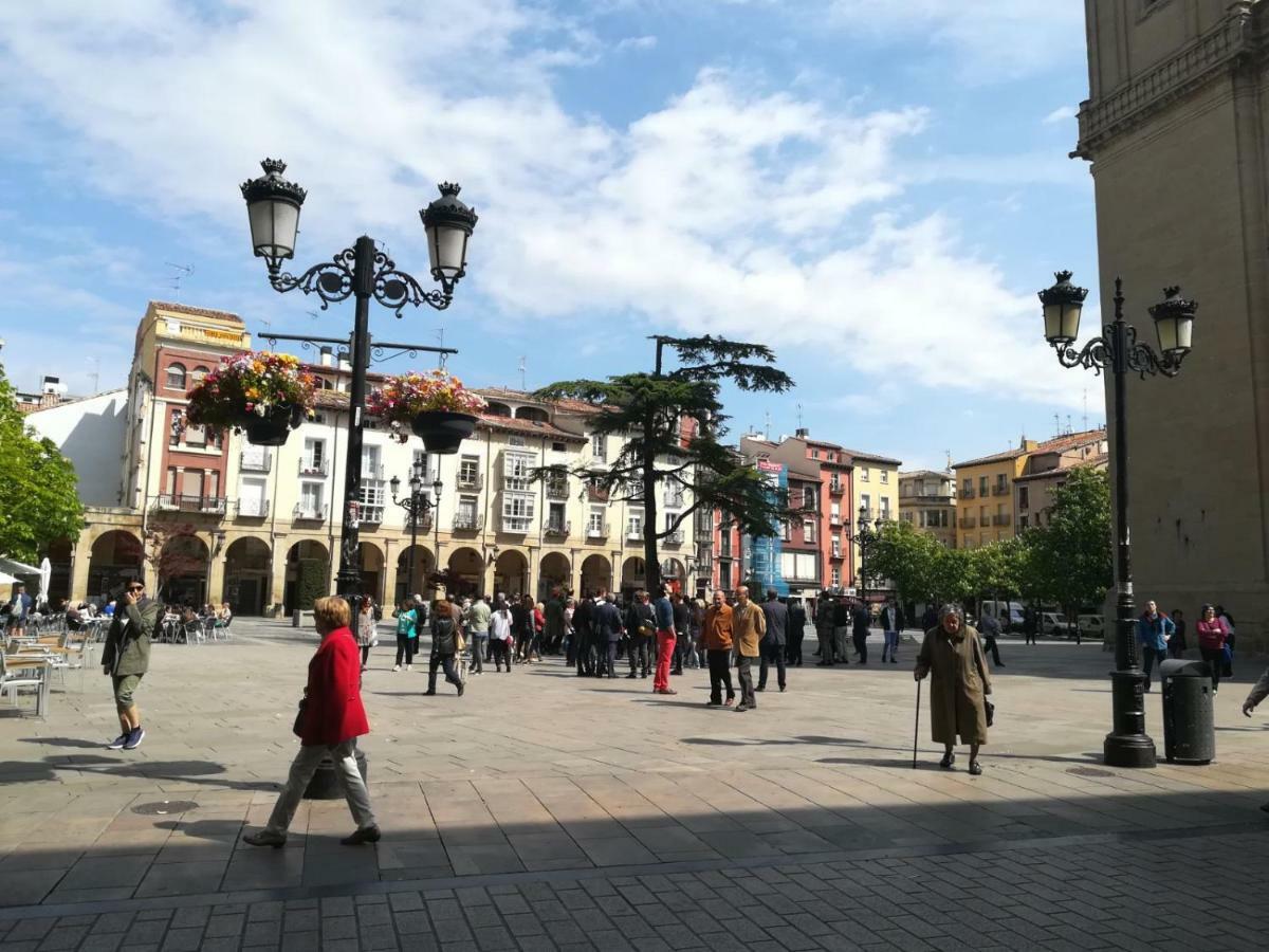 Nerale Loft Downtown Plaza Mercado 로그로노 외부 사진